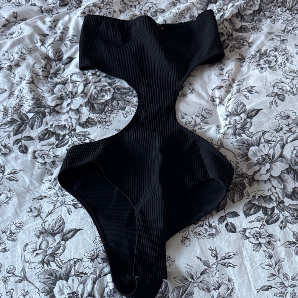 Black Cutout top